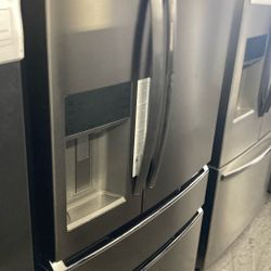 4 Door French Door Refrigerator
