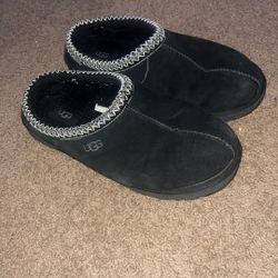 Black Uggs