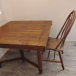 Kitchen Table 4 Chairs Have Leaf