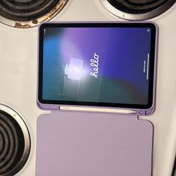 11in Ipad with pencil $750