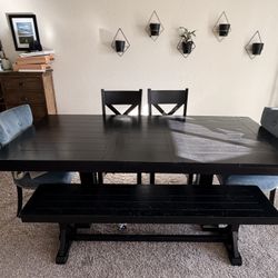 Pier 1 Dining Room Table And Chairs