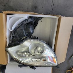 Headlights 2010-2015 Chevrolet Equinox