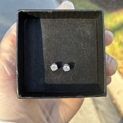 6mm Moissanite Diamond Earrings