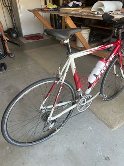 Trek 1000 road bicycle