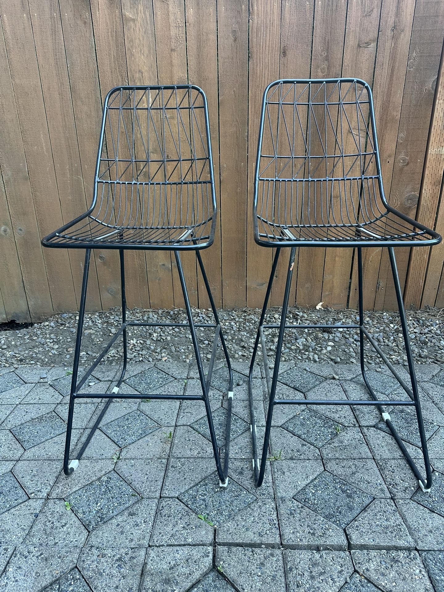 β¨ Set of 2 Modern Wire Bar Stools β¨
