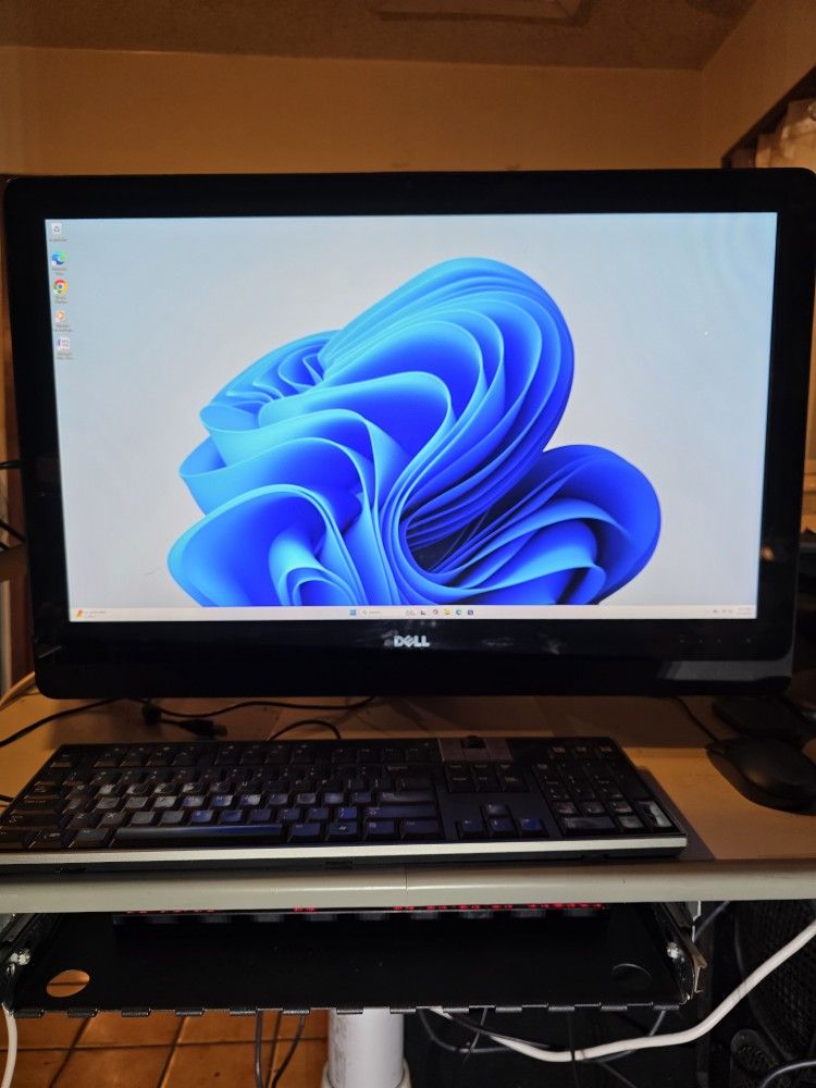 Dell XPS All In One 27" Touchscreen i7-3.10GHz-CPU 2TB HDD 8GB Ram GPU: NVIDIA