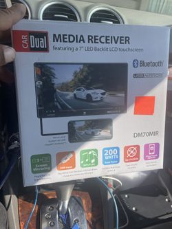 2 Car Stereos W Screen 