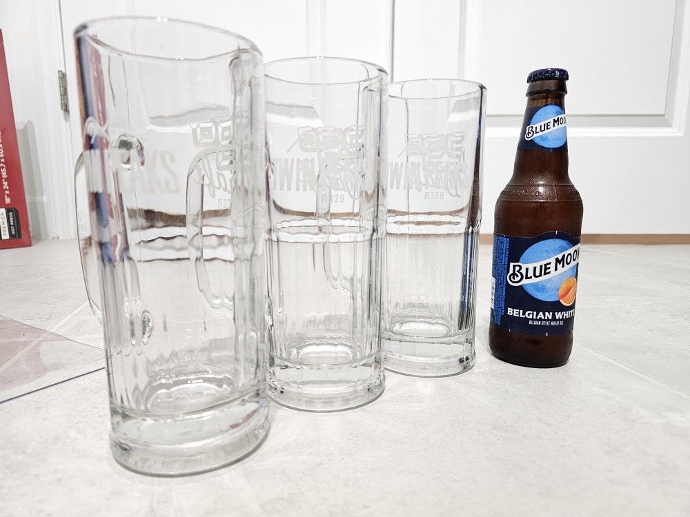 3 pcs of Twin Peaks Restaurant Large Tall Heavy Glass Beer Mug Stein 29 Degrees Draft Ale