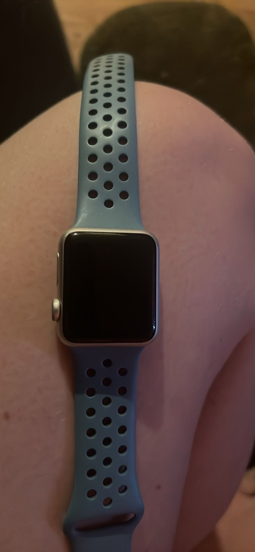 Apple Watch, iPad And Exersaucer