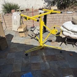 Drywall Panel Lifter $95