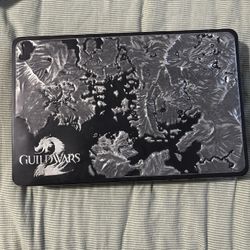 Guild Wars 2 Collector’s Edition Art Book Set w/ Case – Complete & Clean