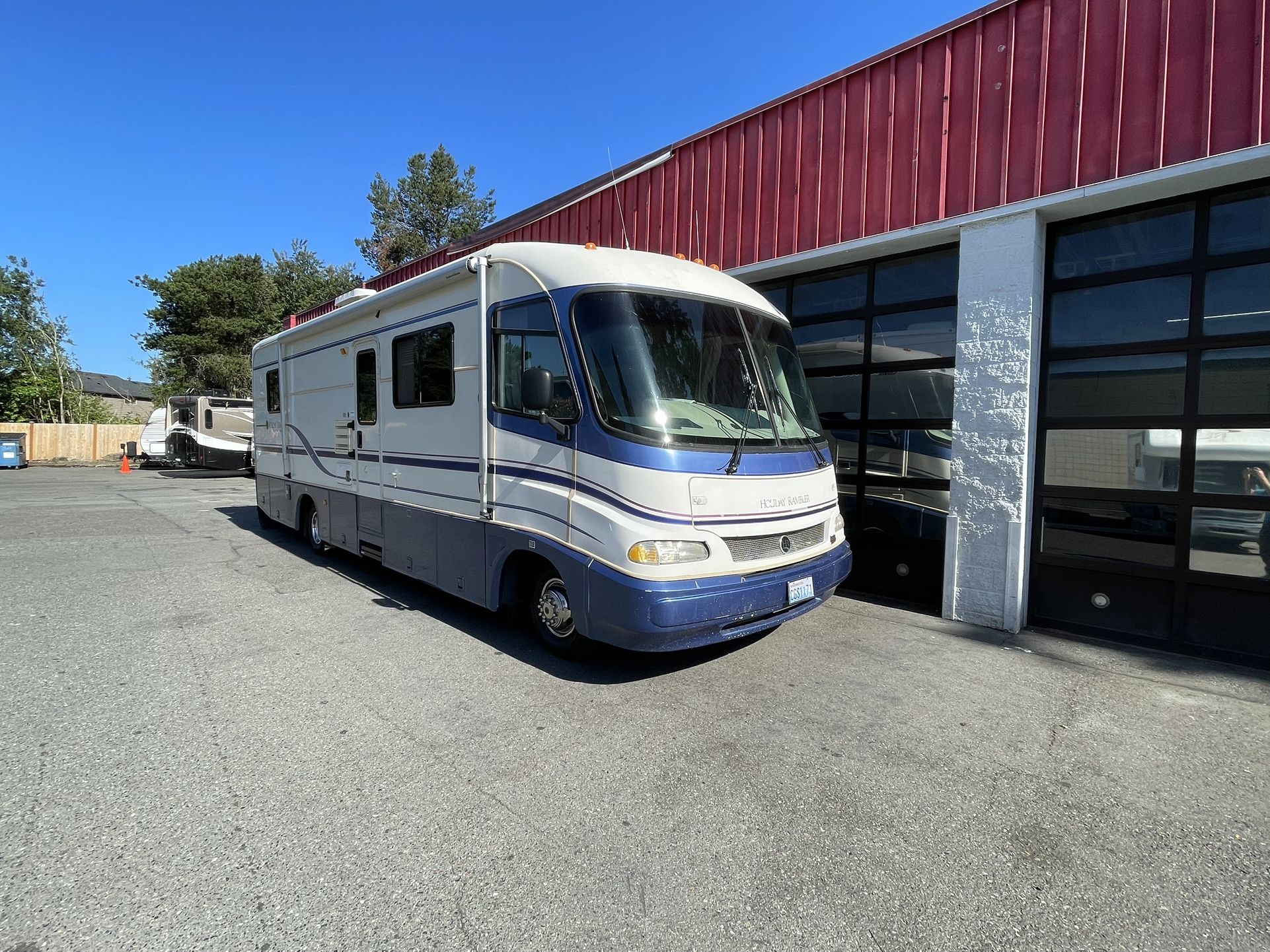 1997 Holiday rambler Vacationer for Sale in Lynnwood, WA - OfferUp