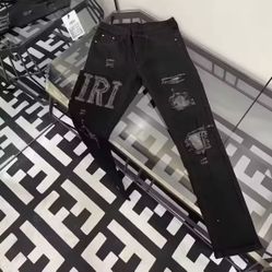 IRI Black Distressed Denim Jeans with Logo Accent 5-Pocket Button Zip Men's