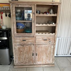 Cabinet Hutch 