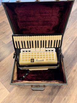 Scandalli 868/5 Pro Accordion