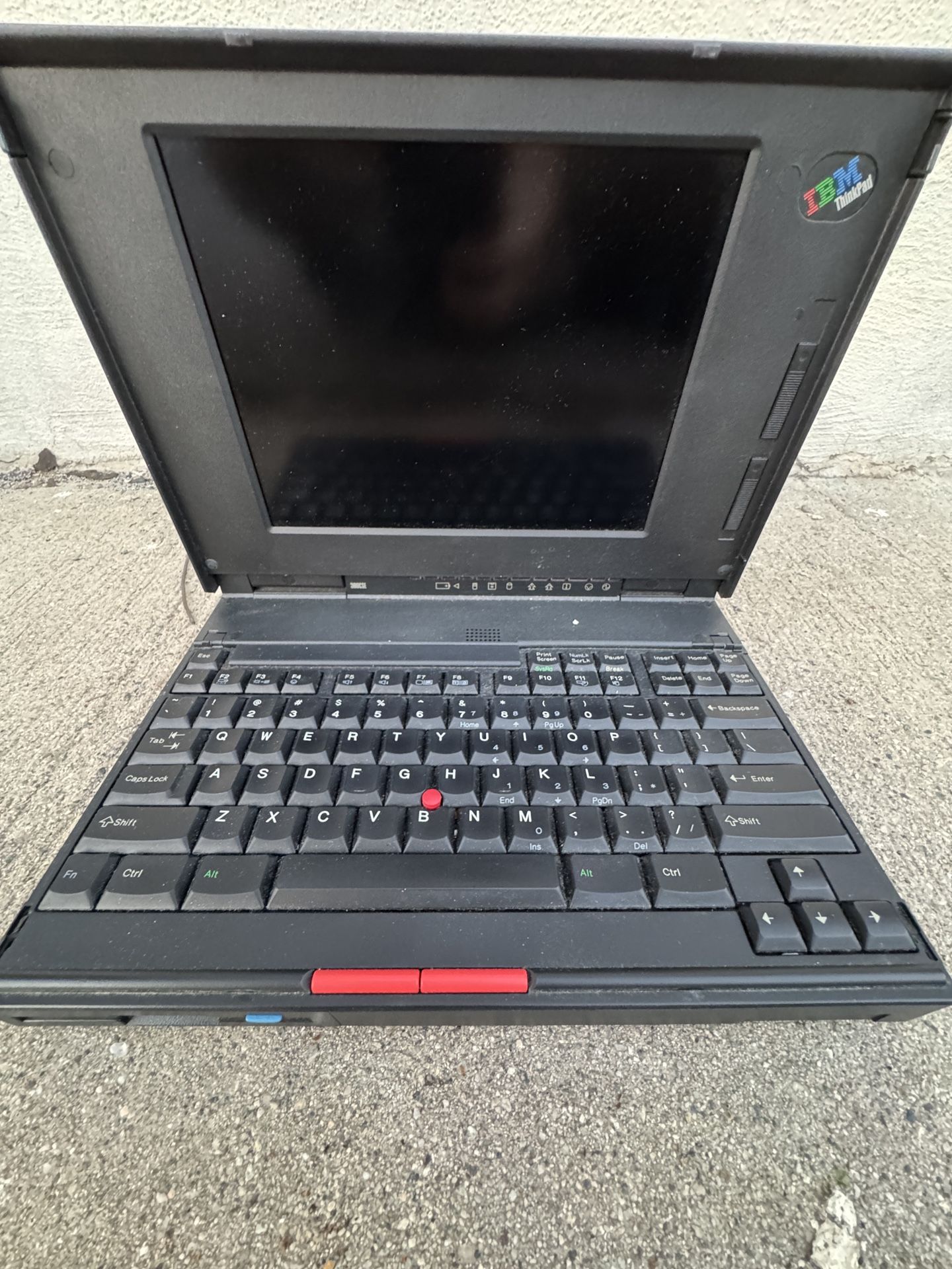 Vintage 90s LAPTOP - IBM Think Pad *untested