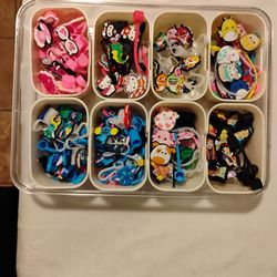 straw toppers $ 2 each