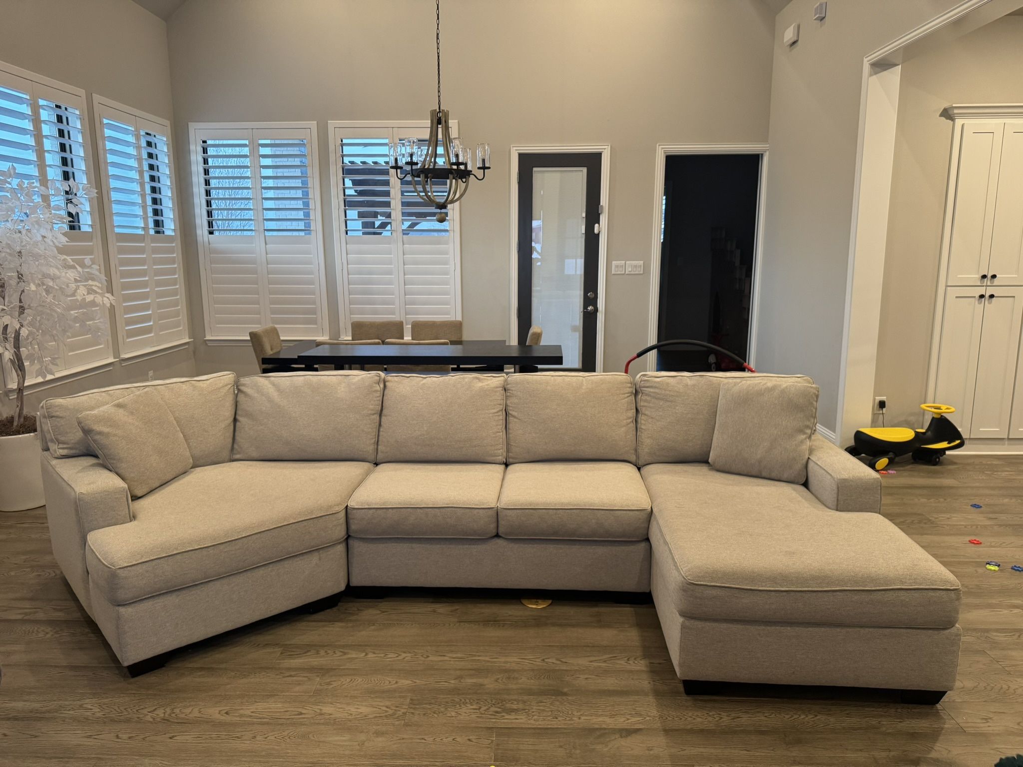 Nebraska Furniture 3 Piece Sectional