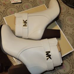 Michael Kors Boots 8.5