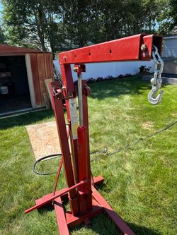 2 Ton Carolina portable engine hoist