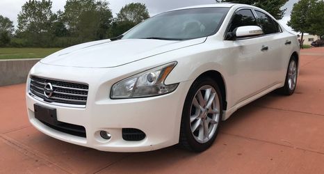 Beautiful 2011 NISSAN MAXIMA SV-SPORT FWDWheels Clean...