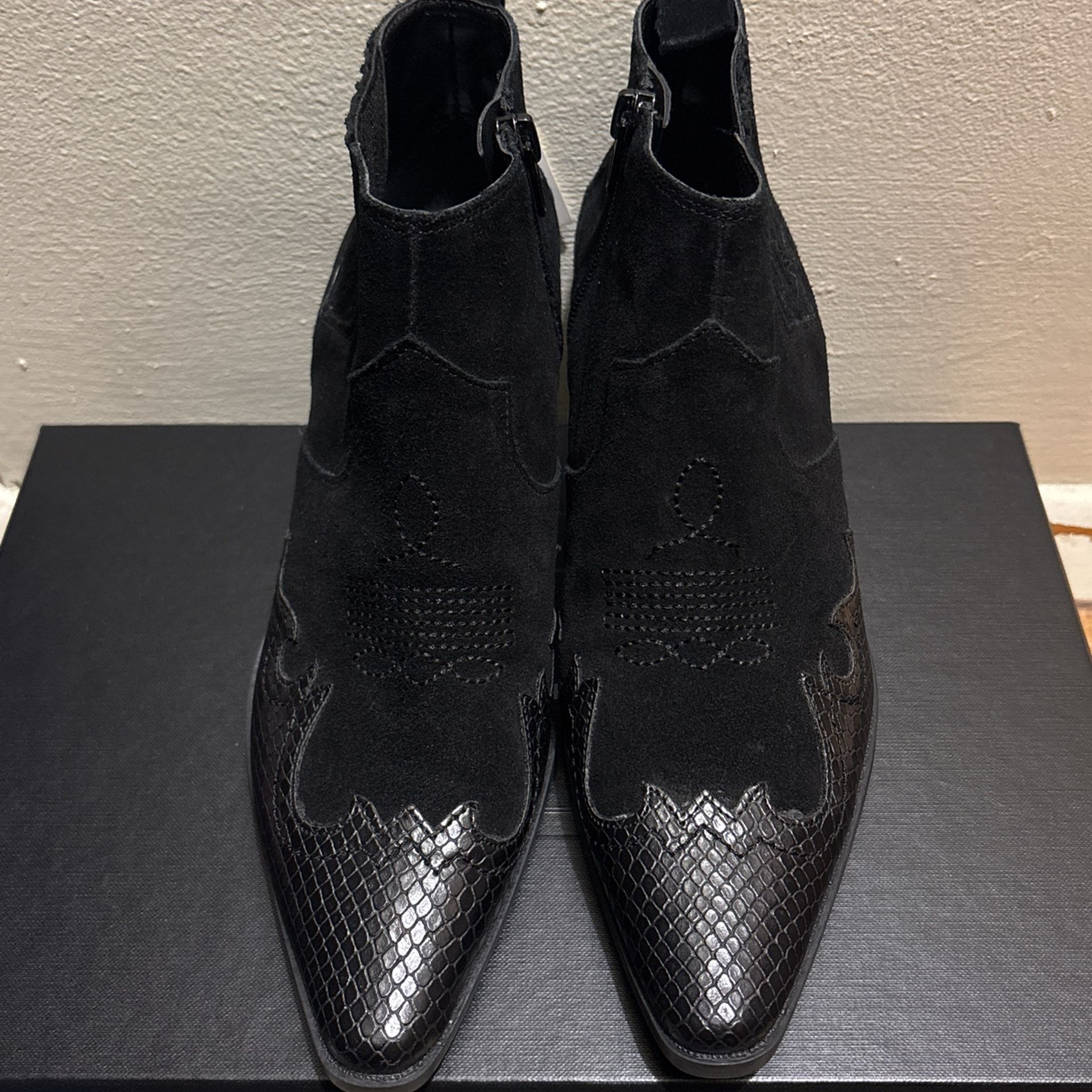 Zara Black Leather Ankle Boots