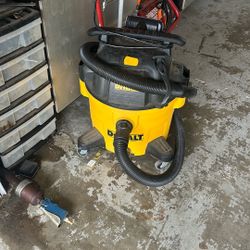 Dewalt 9 Gallon Shop Vac