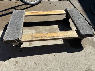 Wood Furniture Dolly with Carpet Rails