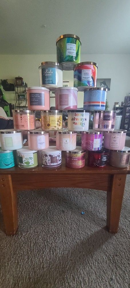 Bath And Body Works Candles!