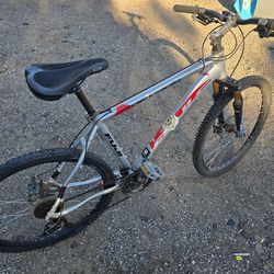 Mountain bike fuji 3.0 Nevada