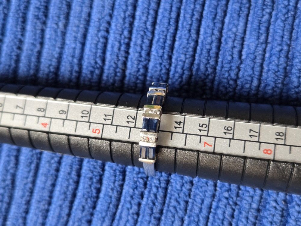 10k Diamond And Sapphire Stone Ring