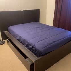Queen Bed Frame With Mattress 