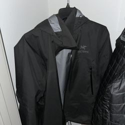 Arcteryx Beta Jacket Size Large