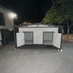 Dog House