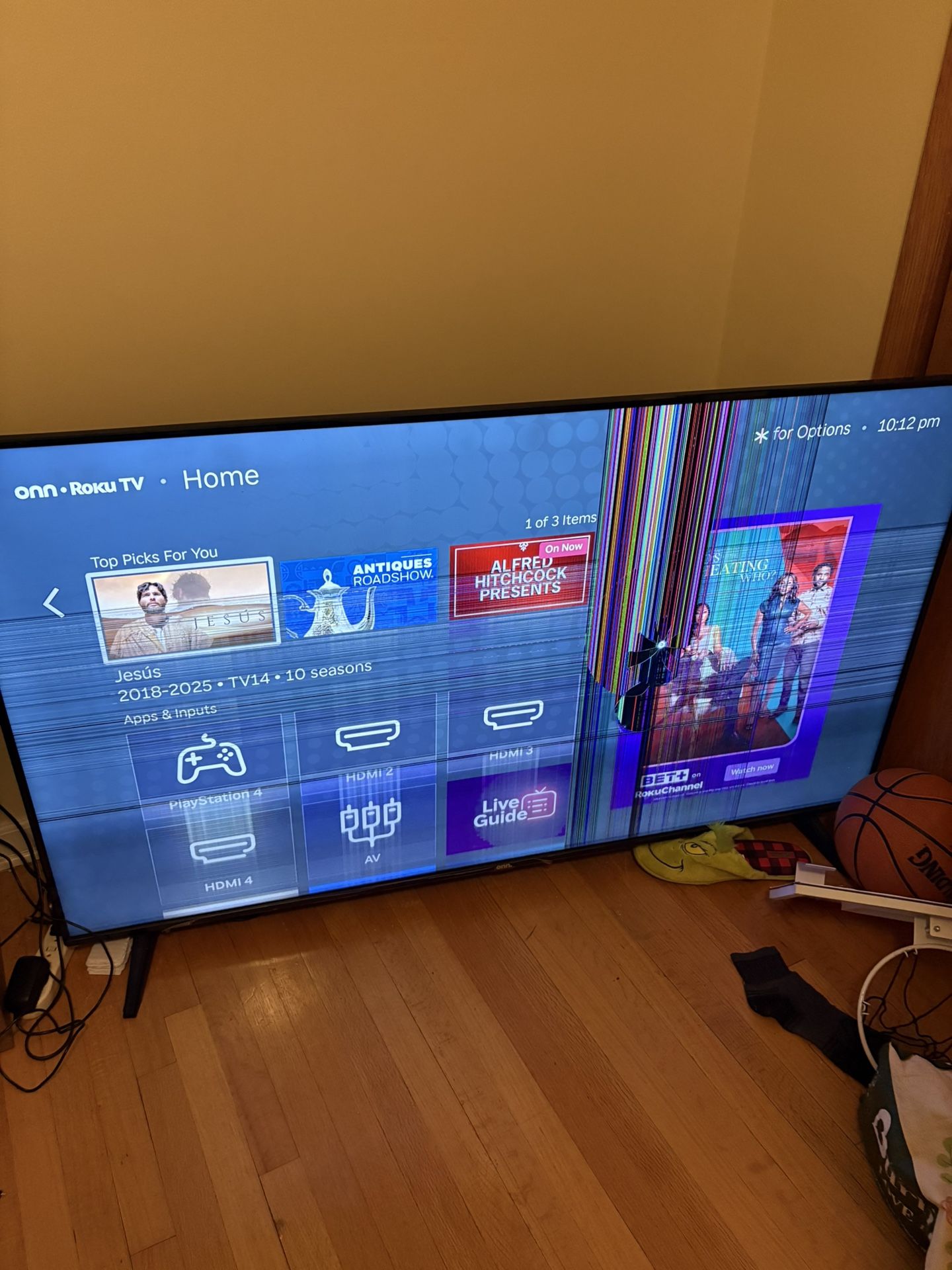 65in Roku Broken Screen