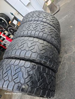 4 used tires Lt35x12.50r20 Nitto Recon Grappler AT $250.00