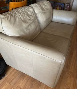Leather Loveseat/Sofa