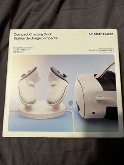 Compact Charging Dock Meta Quest