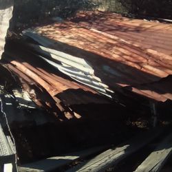 Corrugated Tin With Old Rusty Look 