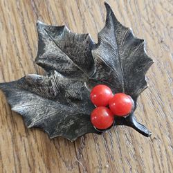 Vintage Pewter Holly Brooch Pin Red Berries Convertible Pendant