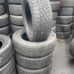 275/60R20 Goodyear 275/60/20 set of 4 matching used tires in great condition. 300$ for 4 tires plus tax.  Mount available but not included. Wheel alig