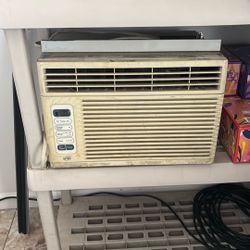 Window AC Unit