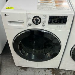 24” Wide LG Electric 220 Dryer Like New Perfect Working 