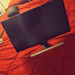4k 32 Inch SAMSUNG Monitor