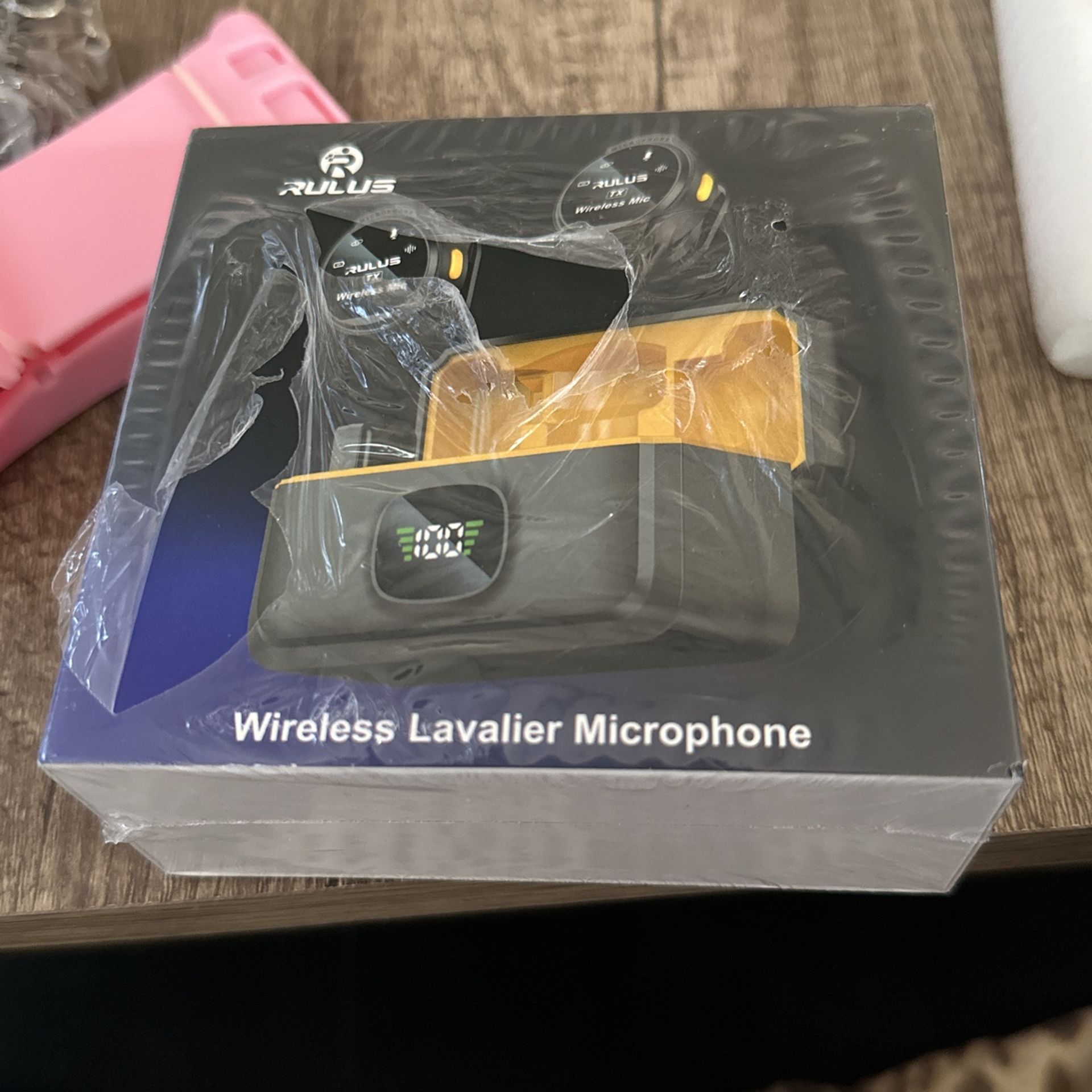 rulus wireless lavalier microphone - new - only $40