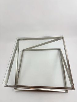 2 end tables and coffee tables