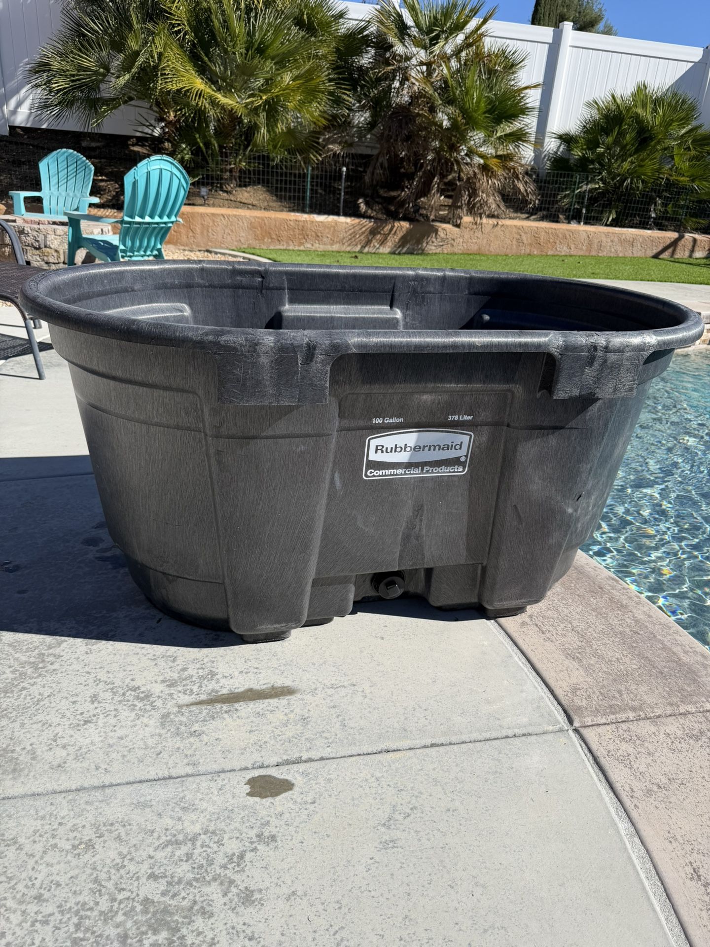 Rubbermaid 100 Gallon Stock Tank Ice Bath
