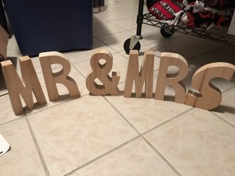 Mr. & Mrs. wooden letters