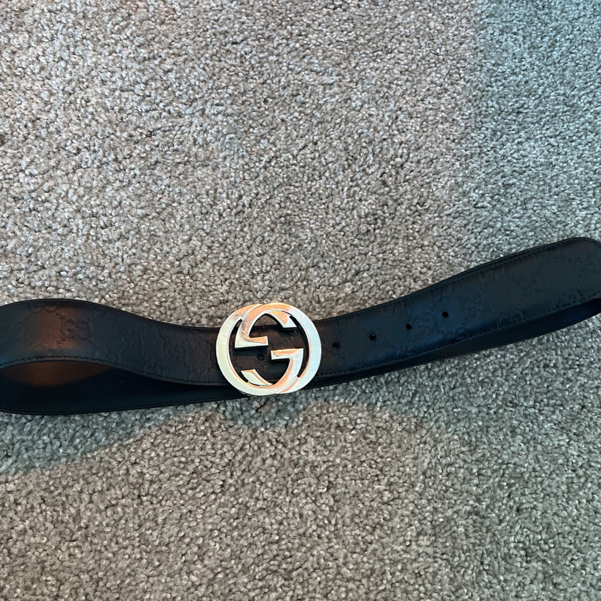 AUTHENTIC UNISEX GUCCI BELT for Sale in Opa-locka, FL - OfferUp
