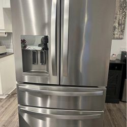 Whirlpool Refrigerator 